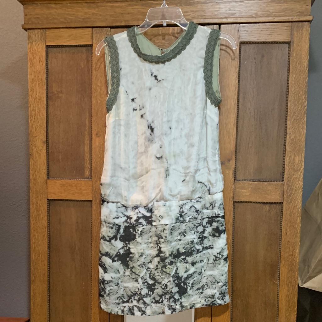 Brian Reyes Silk Sleeveless Marble-Print Shift Dress White, Green, Gray, Black.